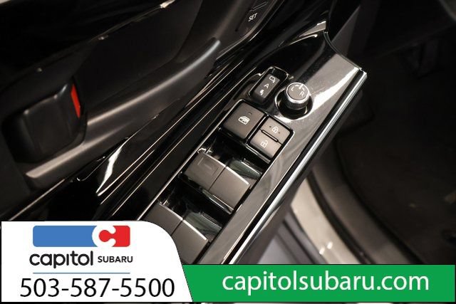 Used 2023 Subaru Solterra AWD image 12