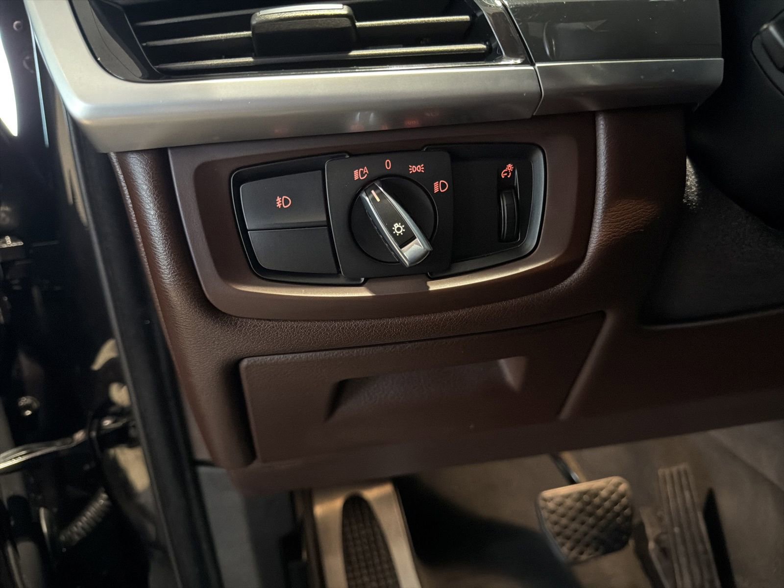 Used 2016 BMW X5 xDrive50i image 23