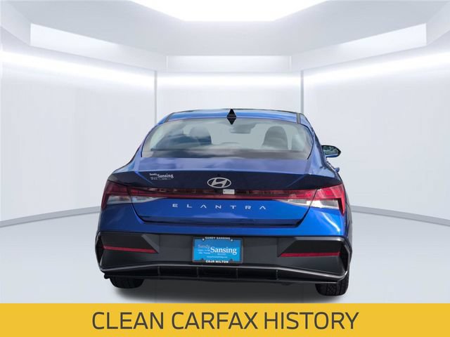 Used 2025 Hyundai Elantra SEL FWD image 4