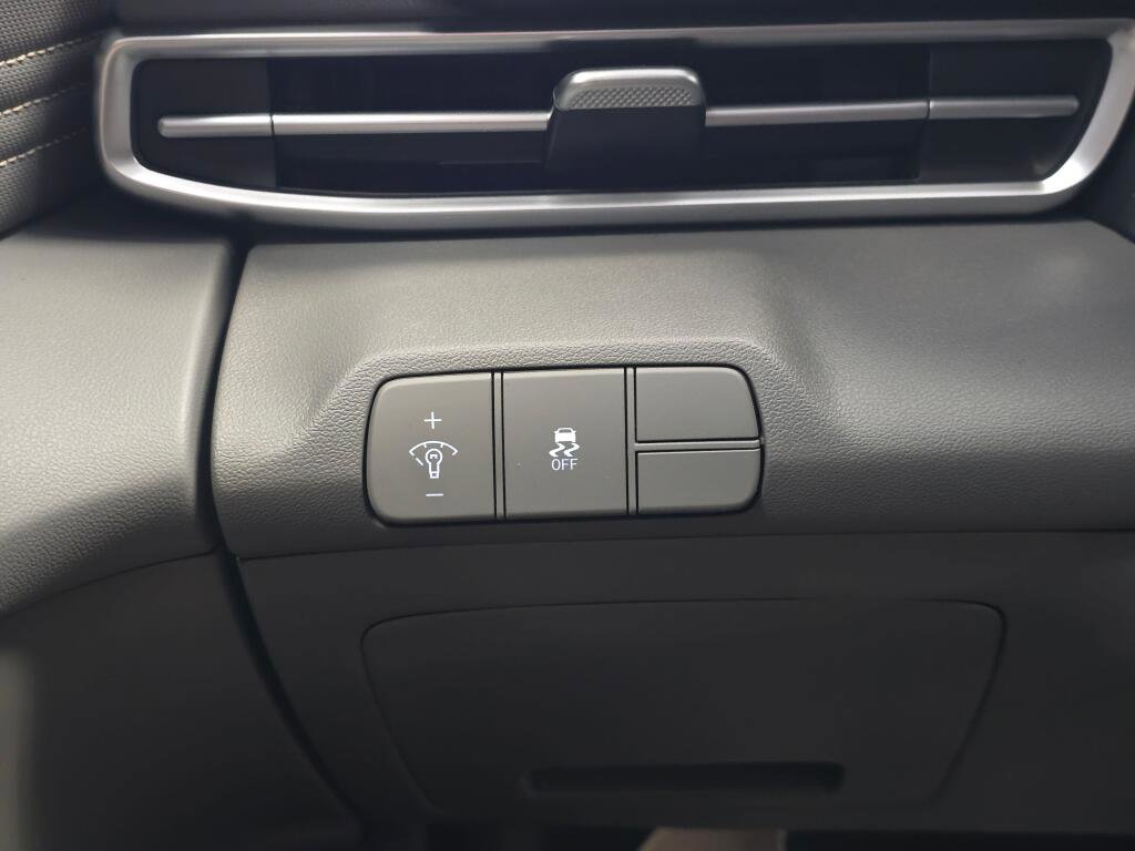 New 2026 Hyundai Elantra SEL Sport image 23