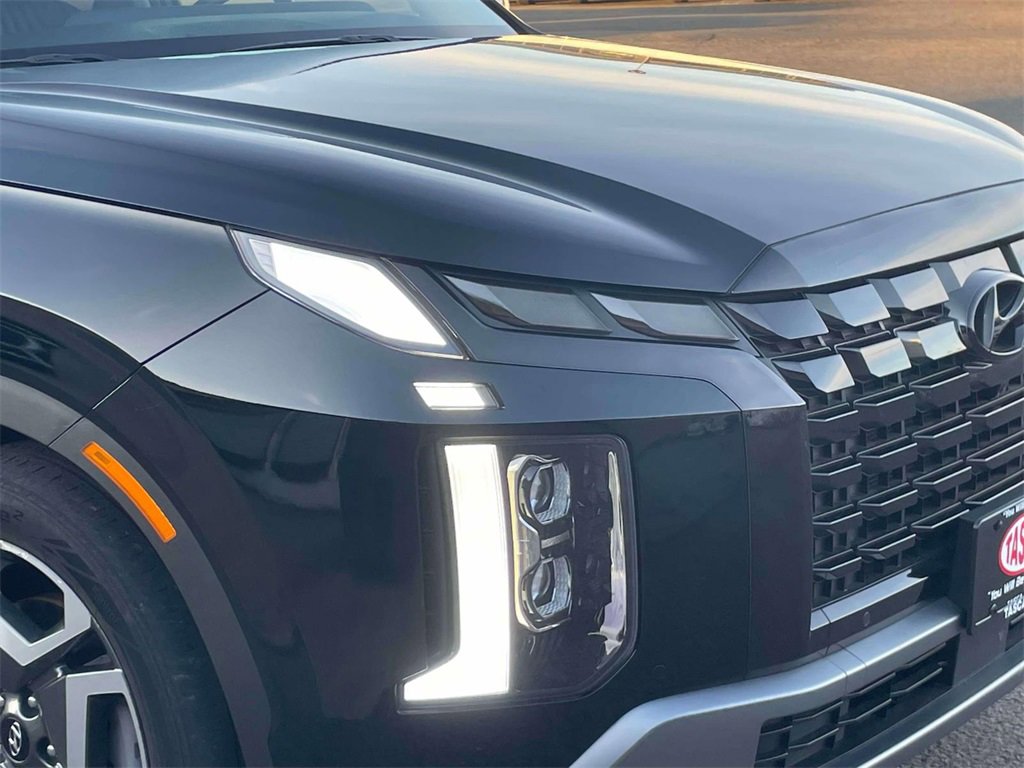 Used 2023 Hyundai Palisade Limited image 10