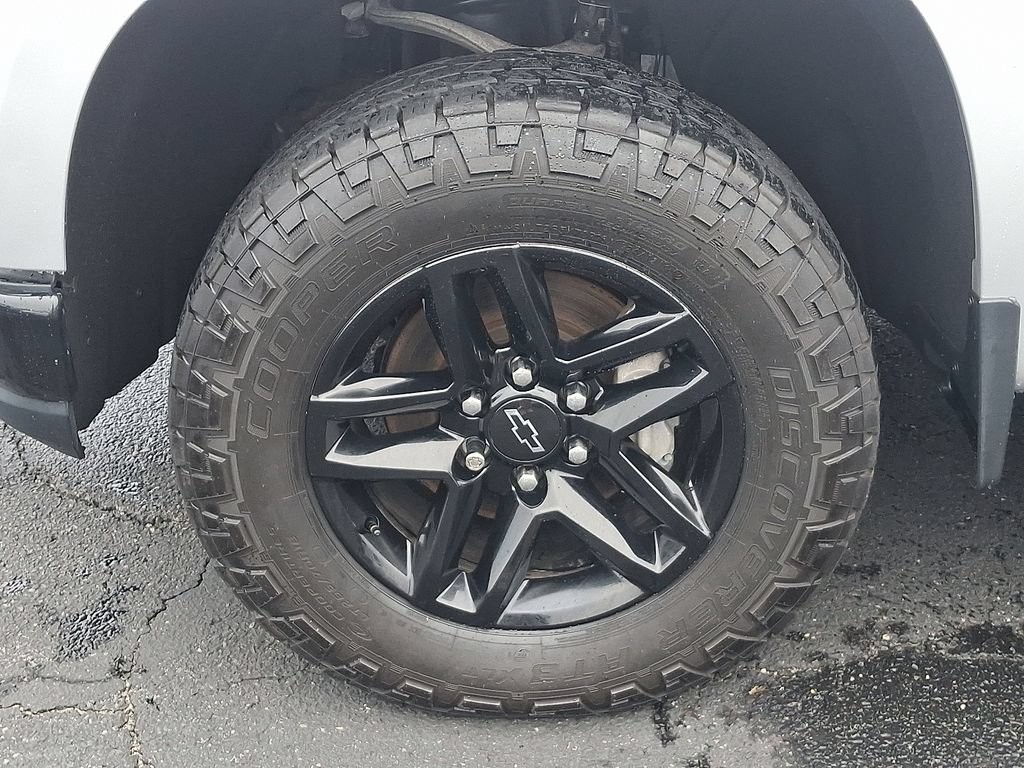 Certified 2019 Chevrolet Silverado 1500 Custom Trail Boss w/ Custom Convenience Package AWD/4WD image 8