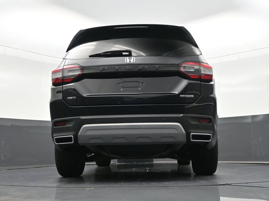 Used 2023 Honda Pilot Touring image 27