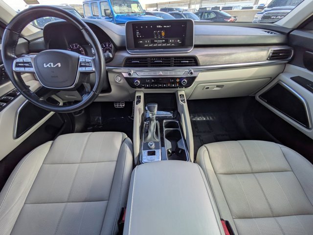Used 2022 Kia Telluride SX w/ Towing Package image 11