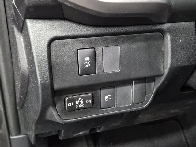 Used 2020 Toyota Tacoma SR5 image 22