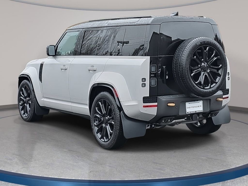 New 2026 Land Rover Defender 110 OCTA image 7