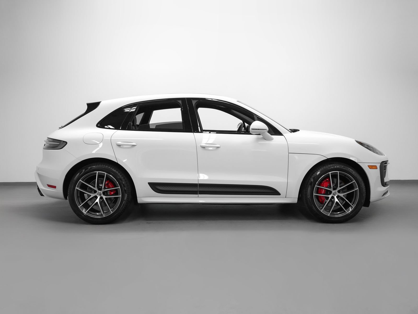 New 2026 Porsche Macan S image 13