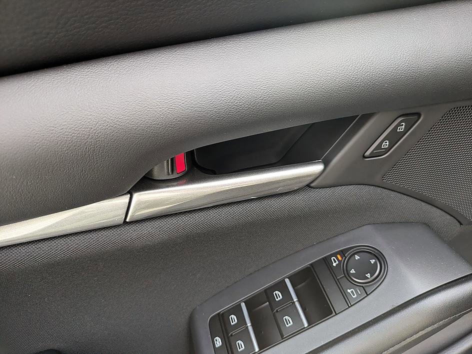 New 2026 MAZDA MAZDA3 s image 13