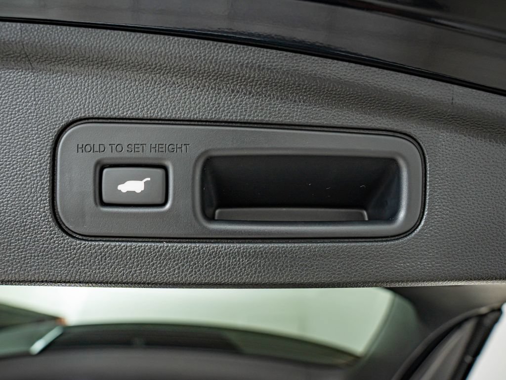 New 2026 Acura MDX SH-AWD image 42