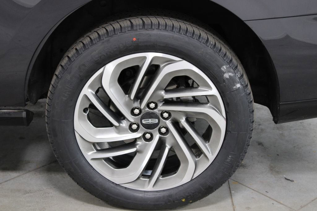 Used 2025 Lincoln Navigator Reserve AWD/4WD image 19