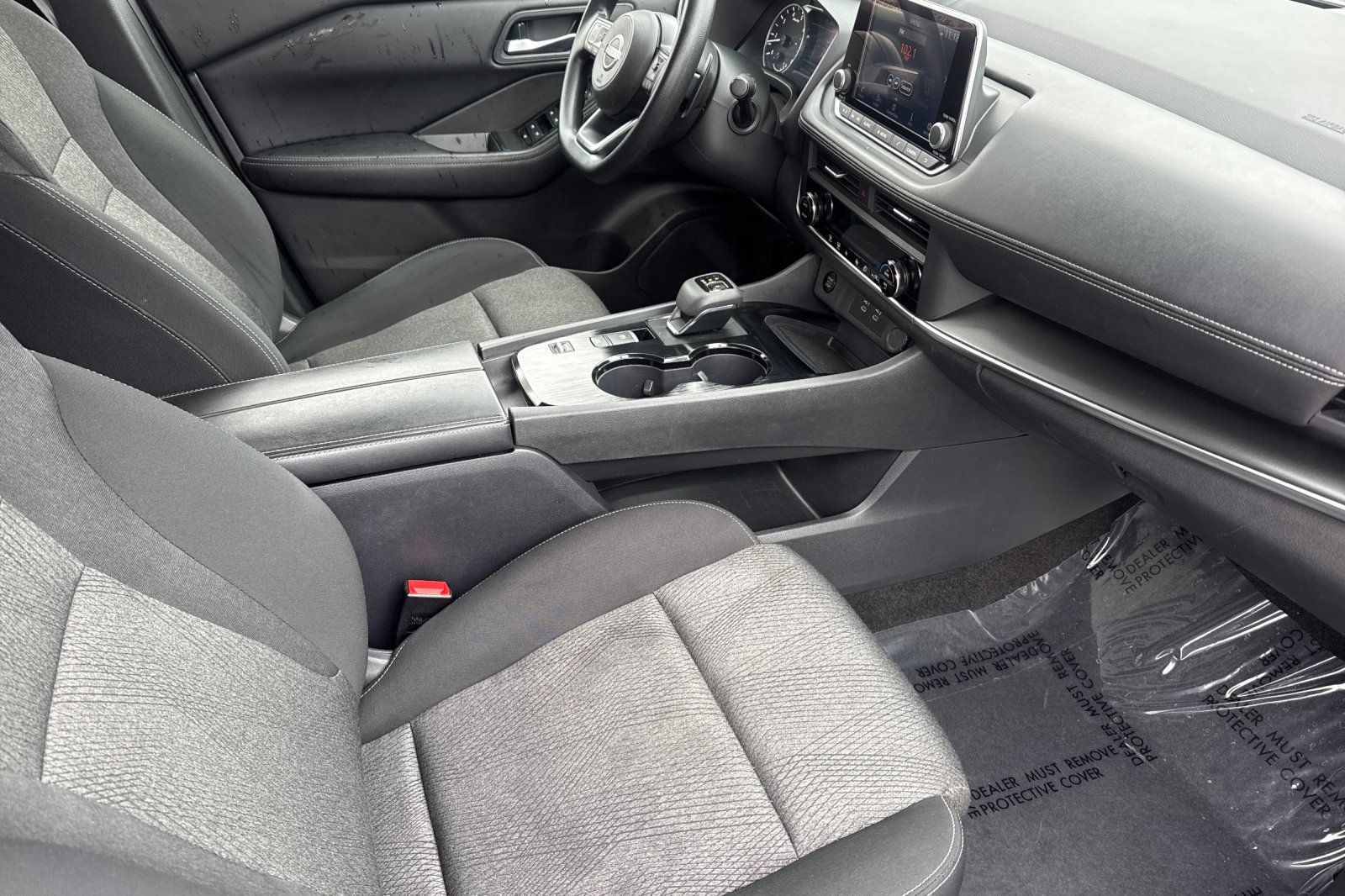 Certified 2024 Nissan Rogue SV FWD image 21