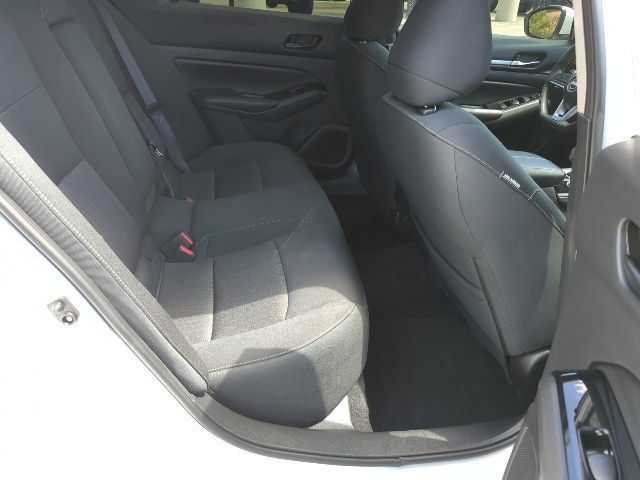 Used 2023 Nissan Altima 2.5 SV AWD/4WD image 21