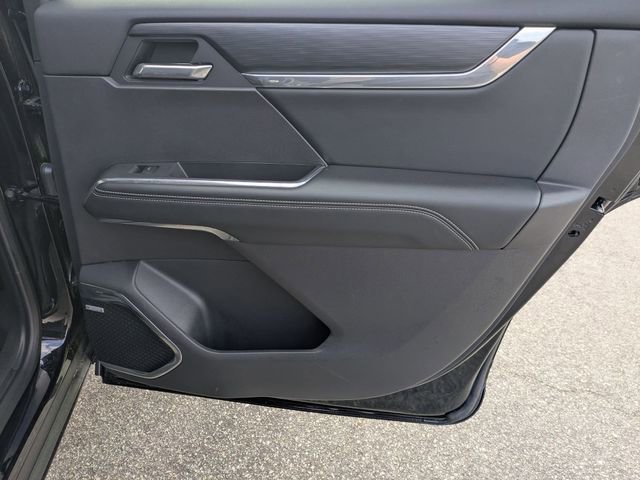 Used 2025 GMC Acadia Elevation image 35