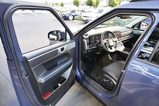 Certified 2025 Hyundai Santa Fe SEL image 36
