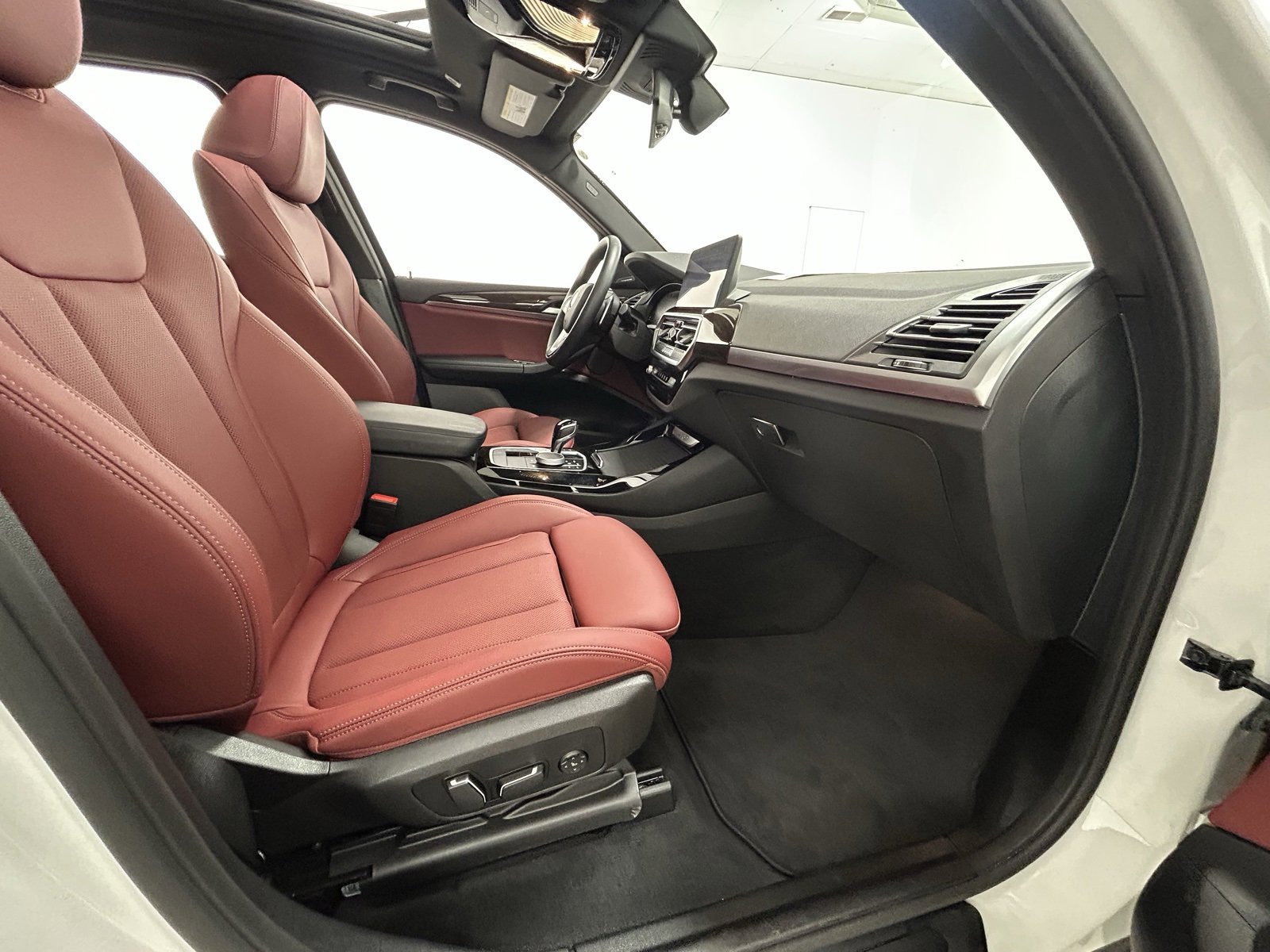 Used 2024 BMW X3 xDrive30i w/ Premium Package image 41