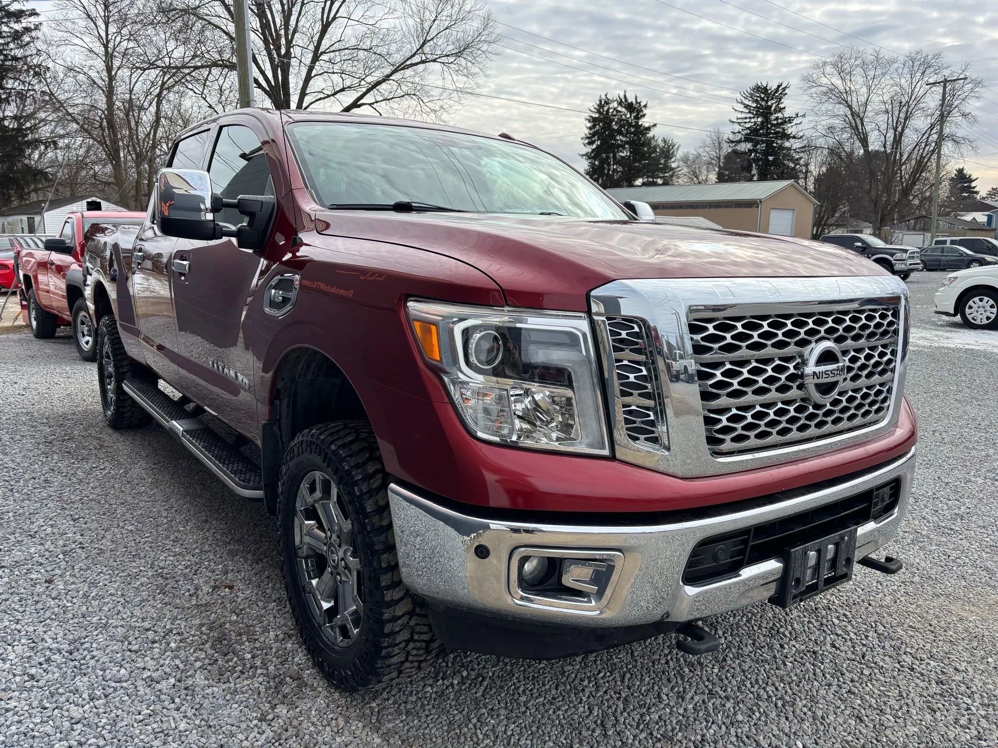 Used 2017 Nissan Titan SL w/ Chrome Package image 8