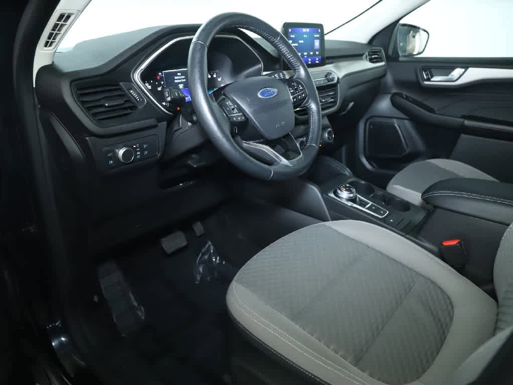 Used 2021 Ford Escape SE w/ Convenience Package image 17
