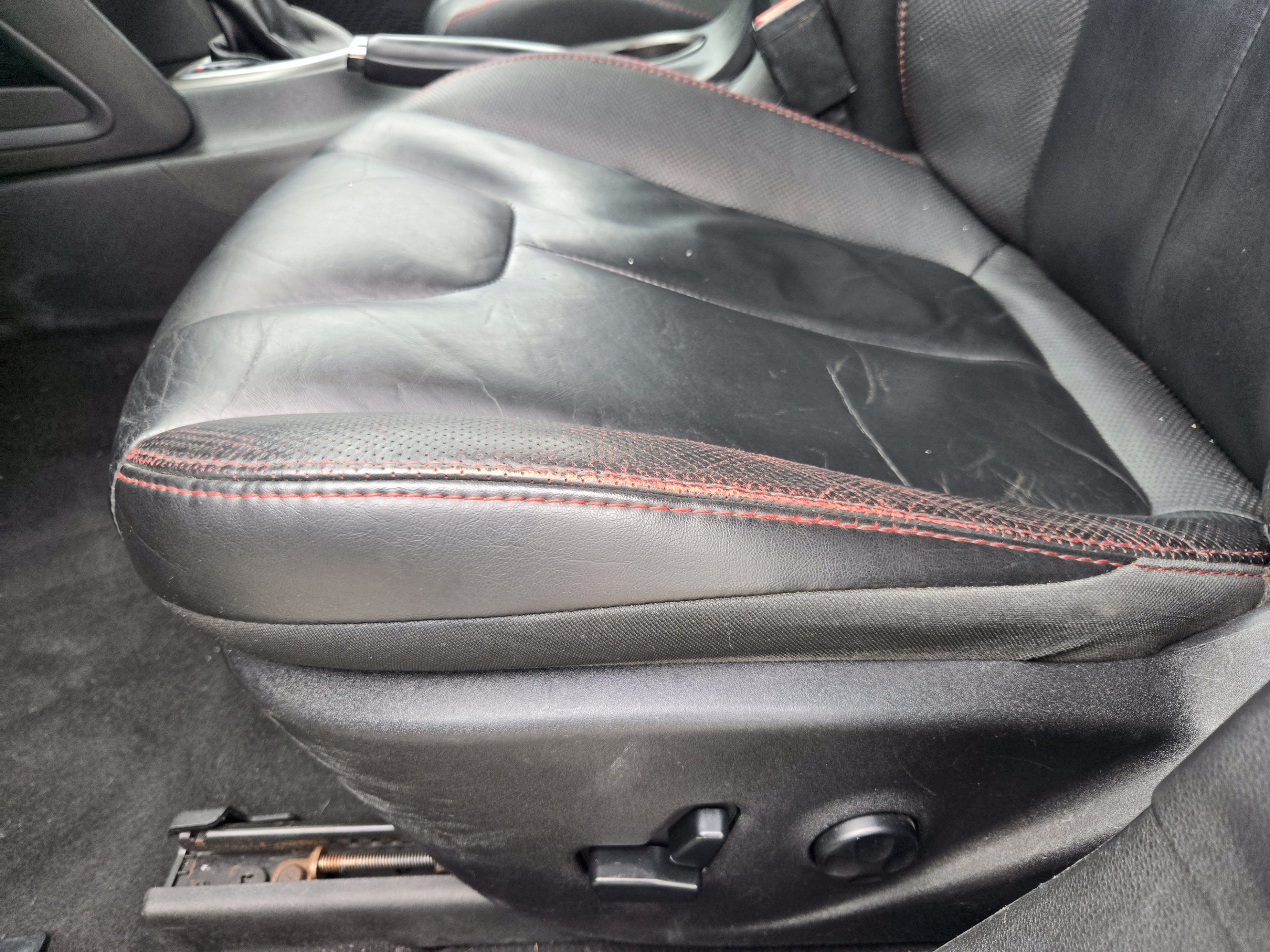 Used 2015 Dodge Dart GT FWD image 21