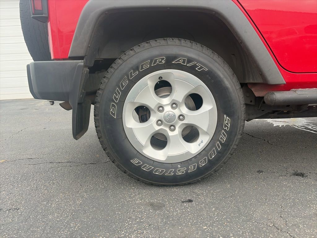 Used 2017 Jeep Wrangler Unlimited Sport w/ Mopar Black Appearance Group image 9