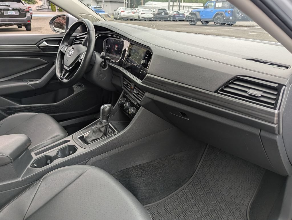 Used 2019 Volkswagen Jetta SEL FWD image 34