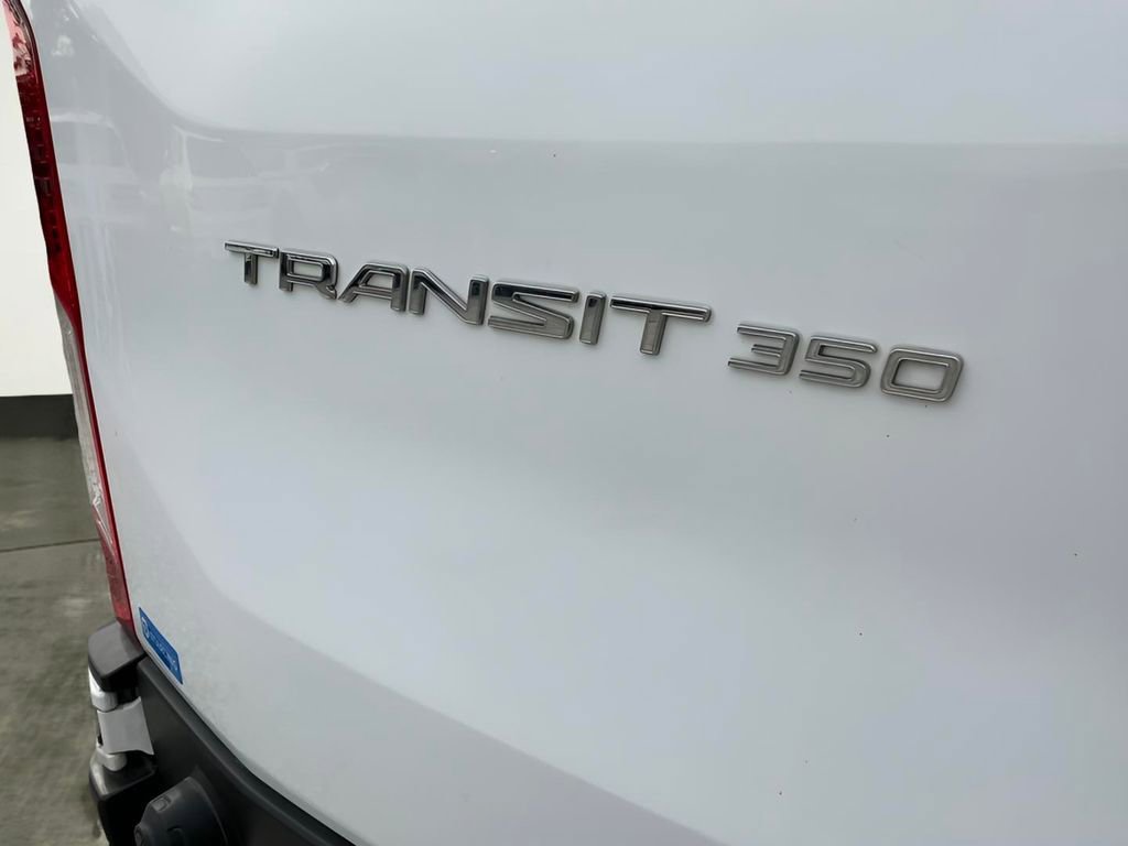 Used 2018 Ford Transit 350 XLT image 21