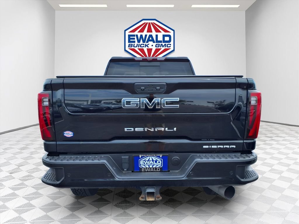 Used 2024 GMC Sierra 2500 Denali Ultimate w/ Max Trailering Package AWD/4WD image 6