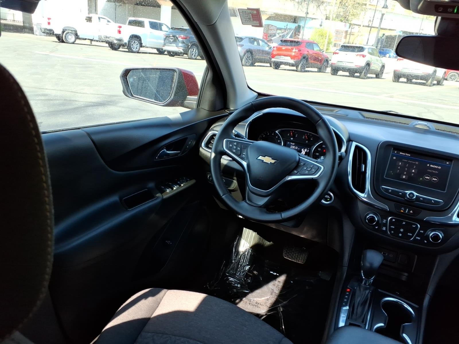 Used 2023 Chevrolet Equinox LT AWD/4WD image 15
