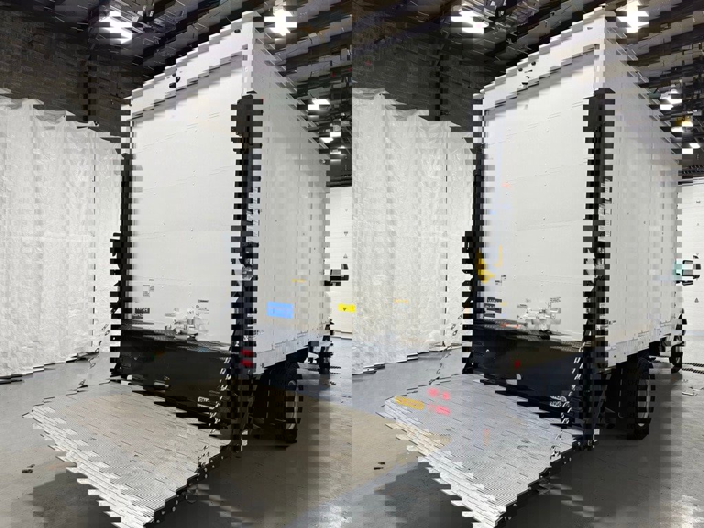 Used 2022 Chevrolet Express 3500 w/ Power Convenience Package image 34