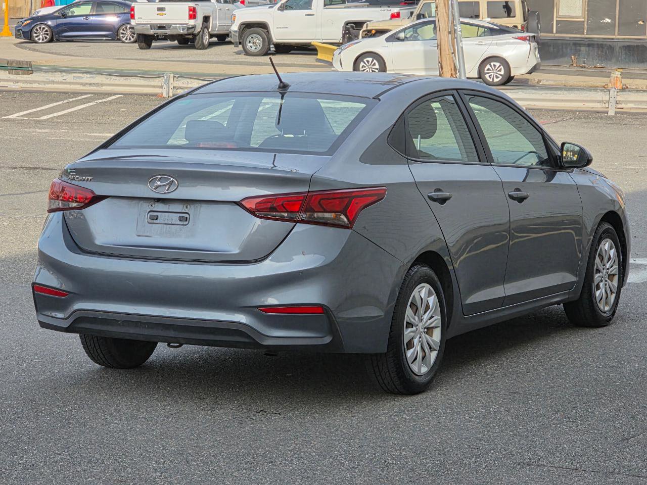 Used 2018 Hyundai Accent SE image 7