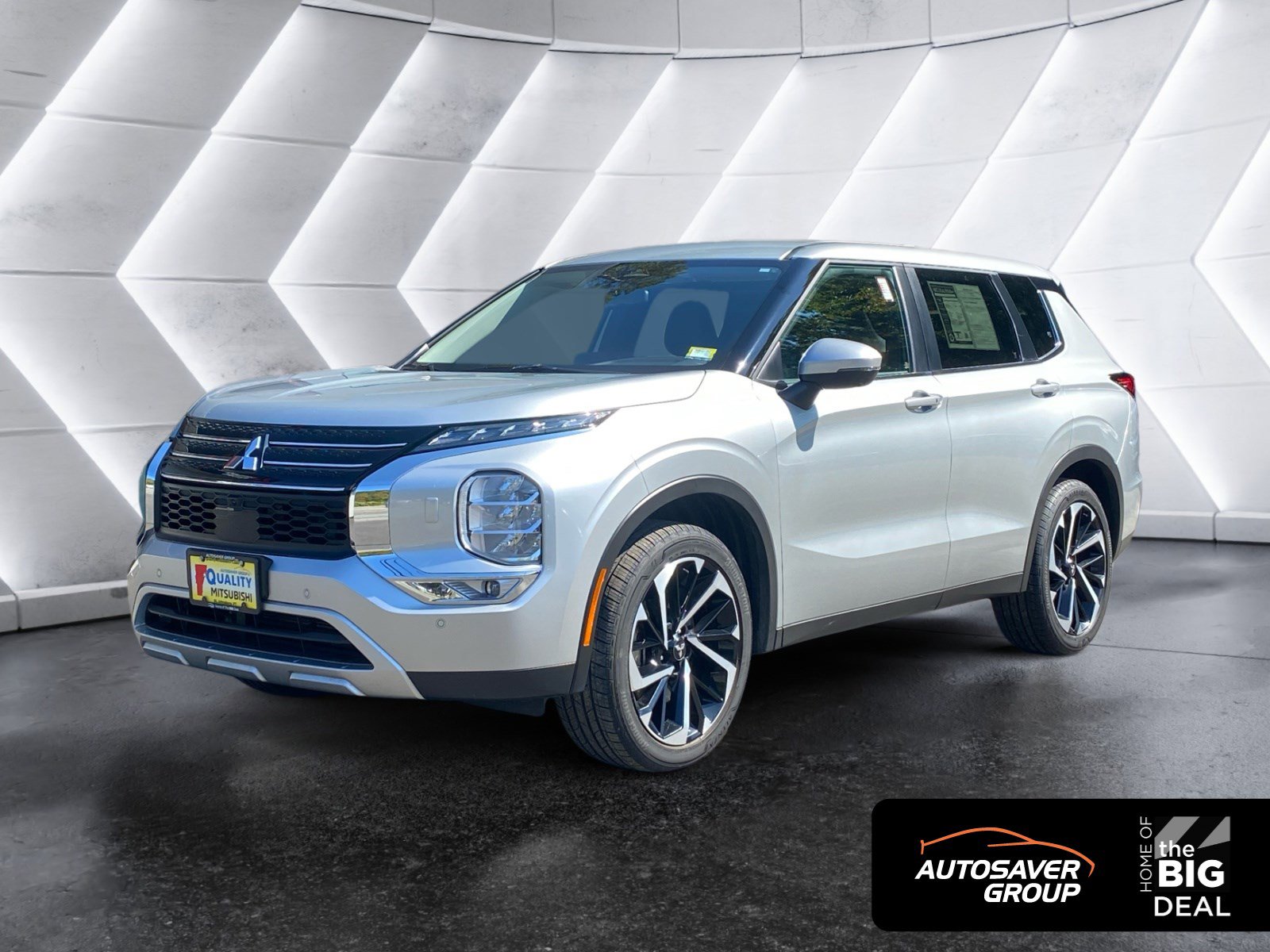 Used 2024 Mitsubishi Outlander AWD