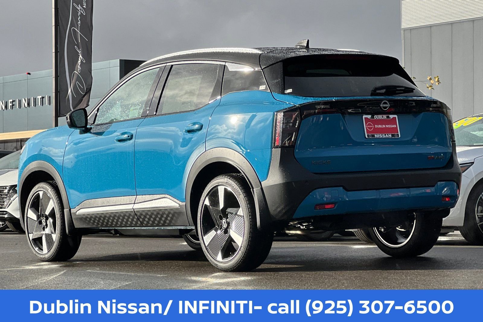 New 2026 Nissan Kicks SR w/ SR Premium Package AWD/4WD image 6