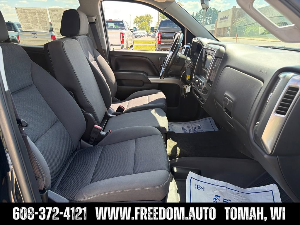 Used 2017 Chevrolet Silverado 1500 LT w/ All Star Edition AWD/4WD image 36