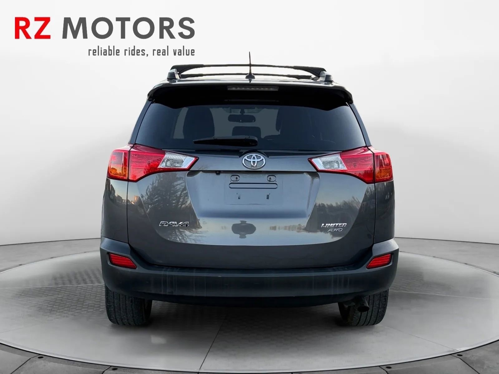 Used 2013 Toyota RAV4 Limited AWD/4WD image 4