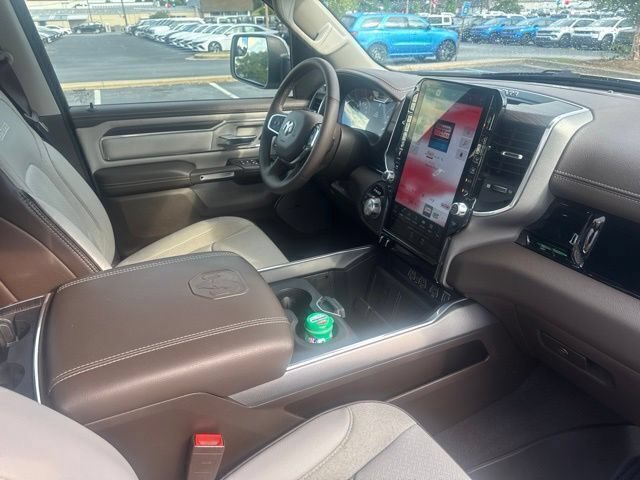 Used 2025 RAM 1500 Laramie AWD/4WD image 25