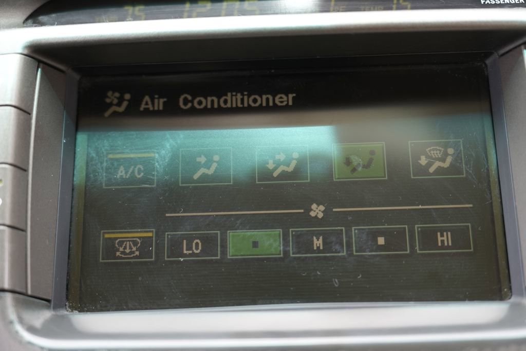 Used 2005 Lexus LS 430 RWD image 58