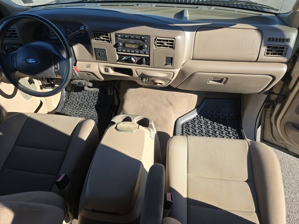 Used 2004 Ford F350 XLT image 22