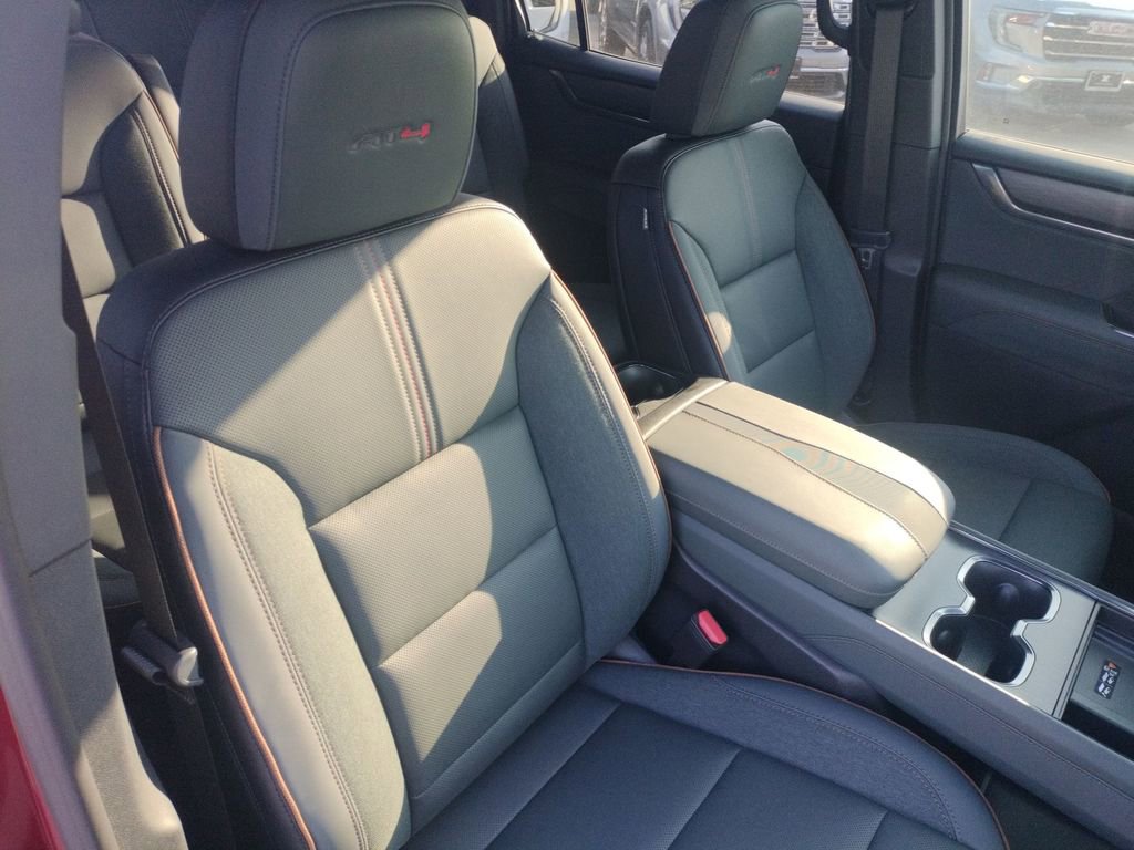 New 2026 GMC Acadia AT4 w/ LPO, Floor Liner Package image 30