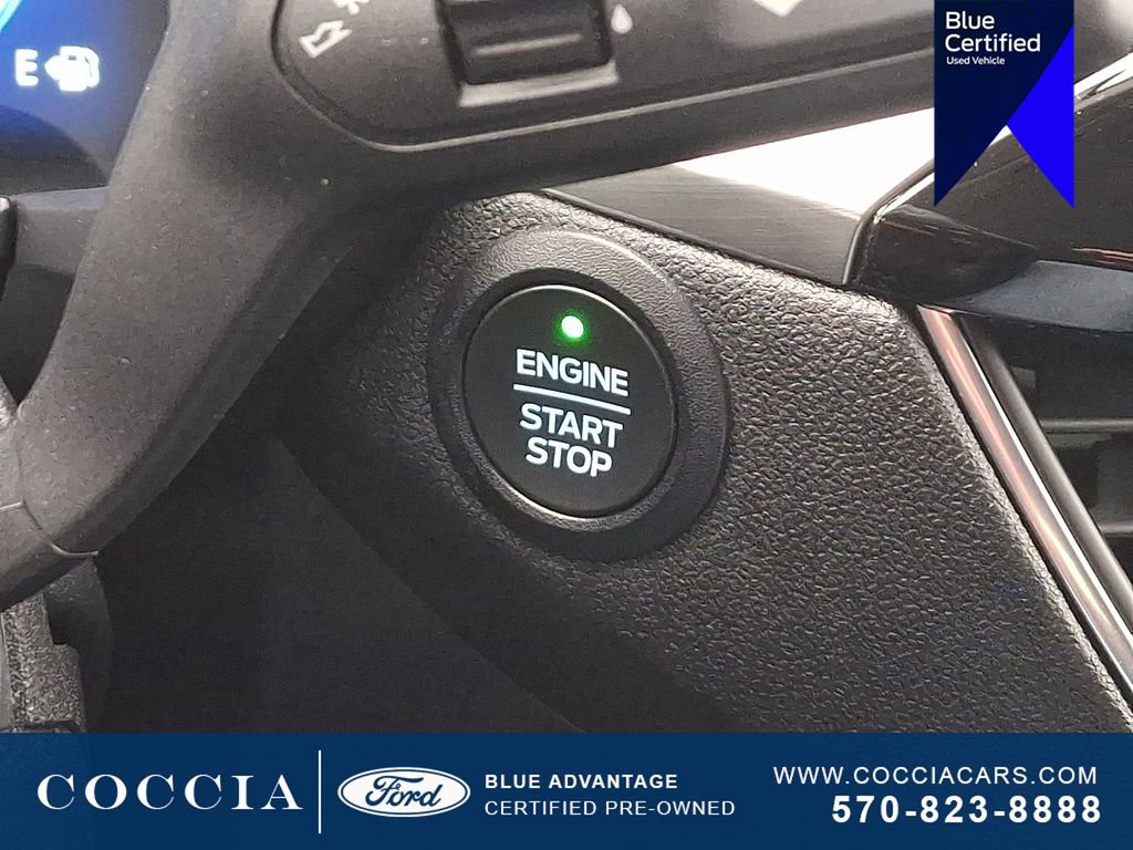 Certified 2022 Ford Escape Titanium image 25