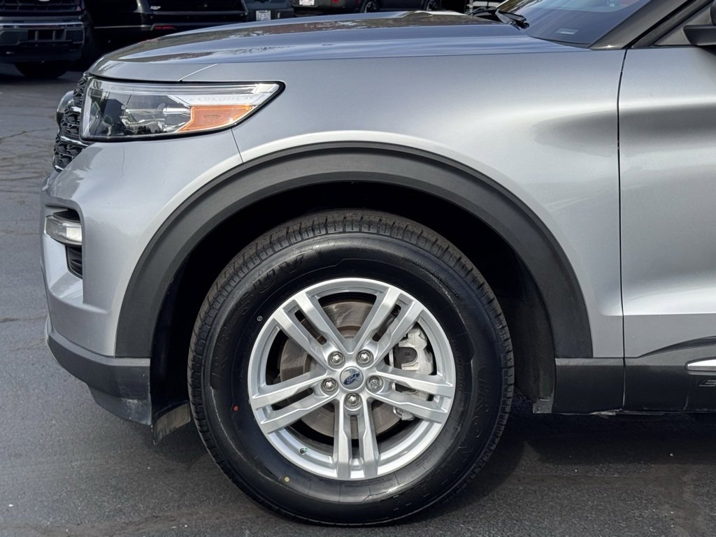 Used 2022 Ford Explorer XLT w/ Equipment Group 202A image 38