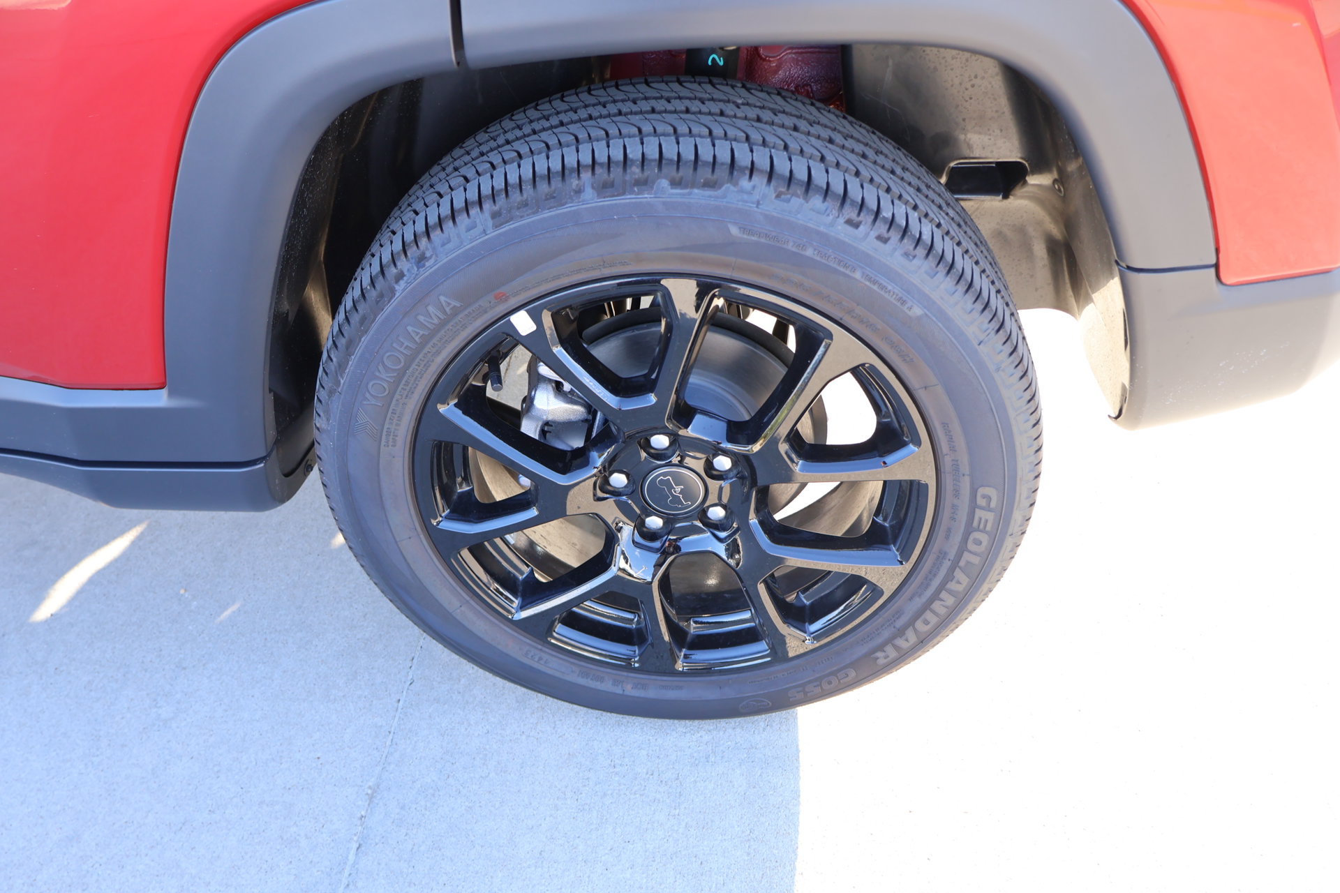 New 2026 Jeep Compass Latitude AWD/4WD image 18