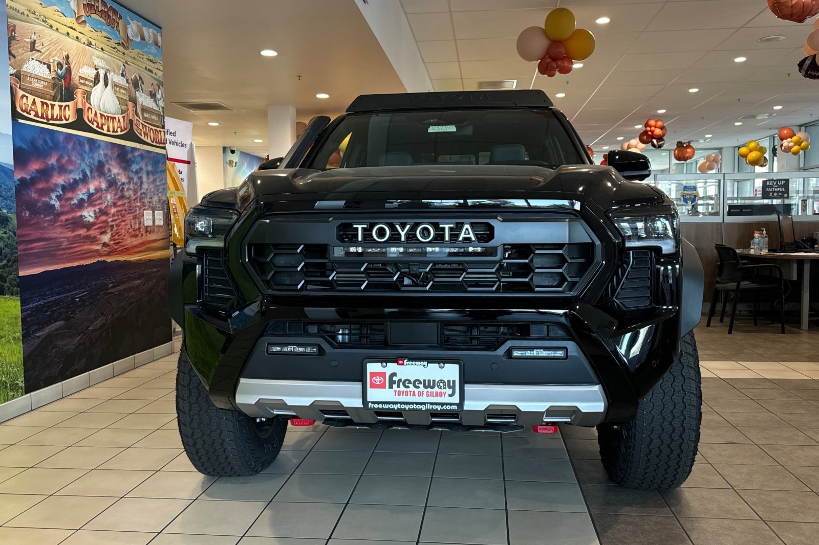 New 2025 Toyota Tacoma Trailhunter image 9
