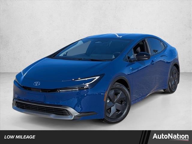 Used 2026 Toyota Prius Plug-In Hybrid image 1