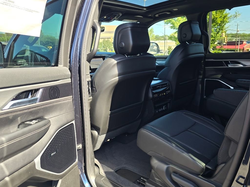 New 2025 Jeep Wagoneer Series III w/ Quick Order Package 25C Super image 5