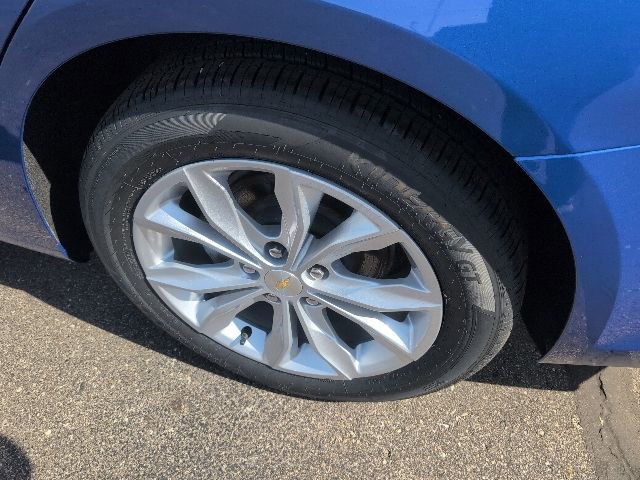Used 2023 Chevrolet Malibu LT FWD image 14