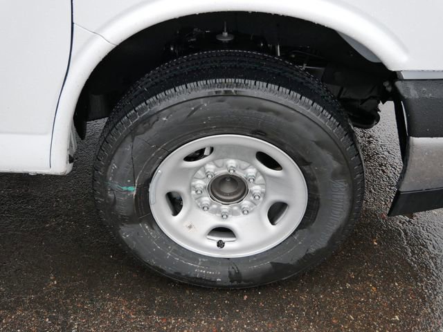 New 2026 Chevrolet Express 3500 w/ Power Convenience Package image 7