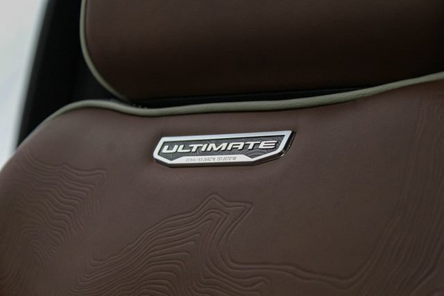 New 2026 GMC Sierra 2500 Denali Ultimate w/ LPO, Black Badging Package AWD/4WD image 21