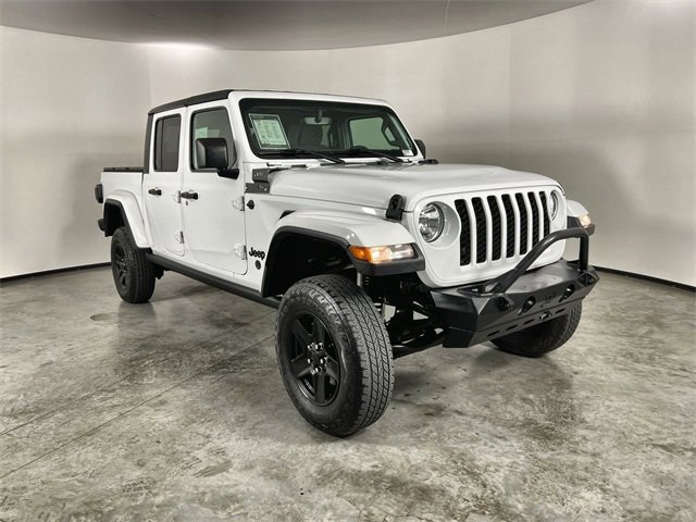 Used 2021 Jeep Gladiator Sport image 2