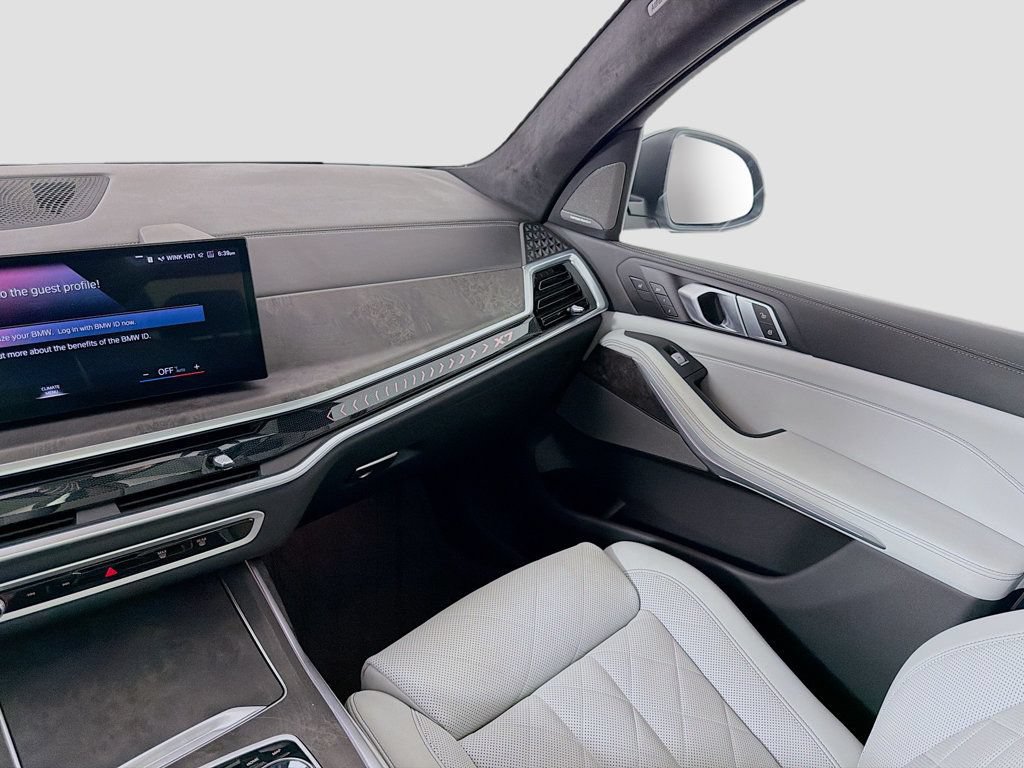 Used 2023 BMW X7 xDrive40i w/ Executive Package AWD/4WD image 24