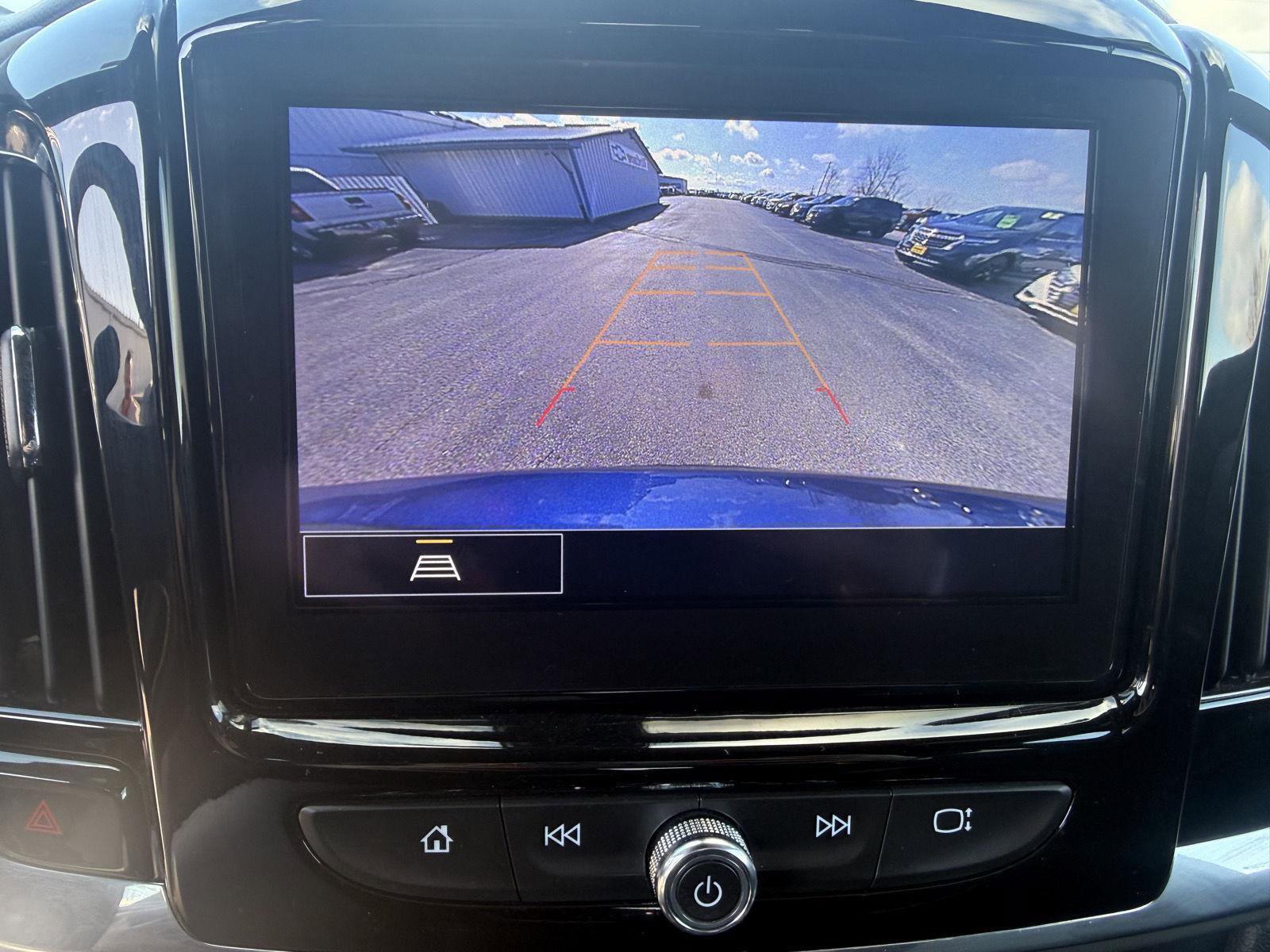 Used 2023 Chevrolet Traverse LT w/ LPO, Floor Liner Package image 17