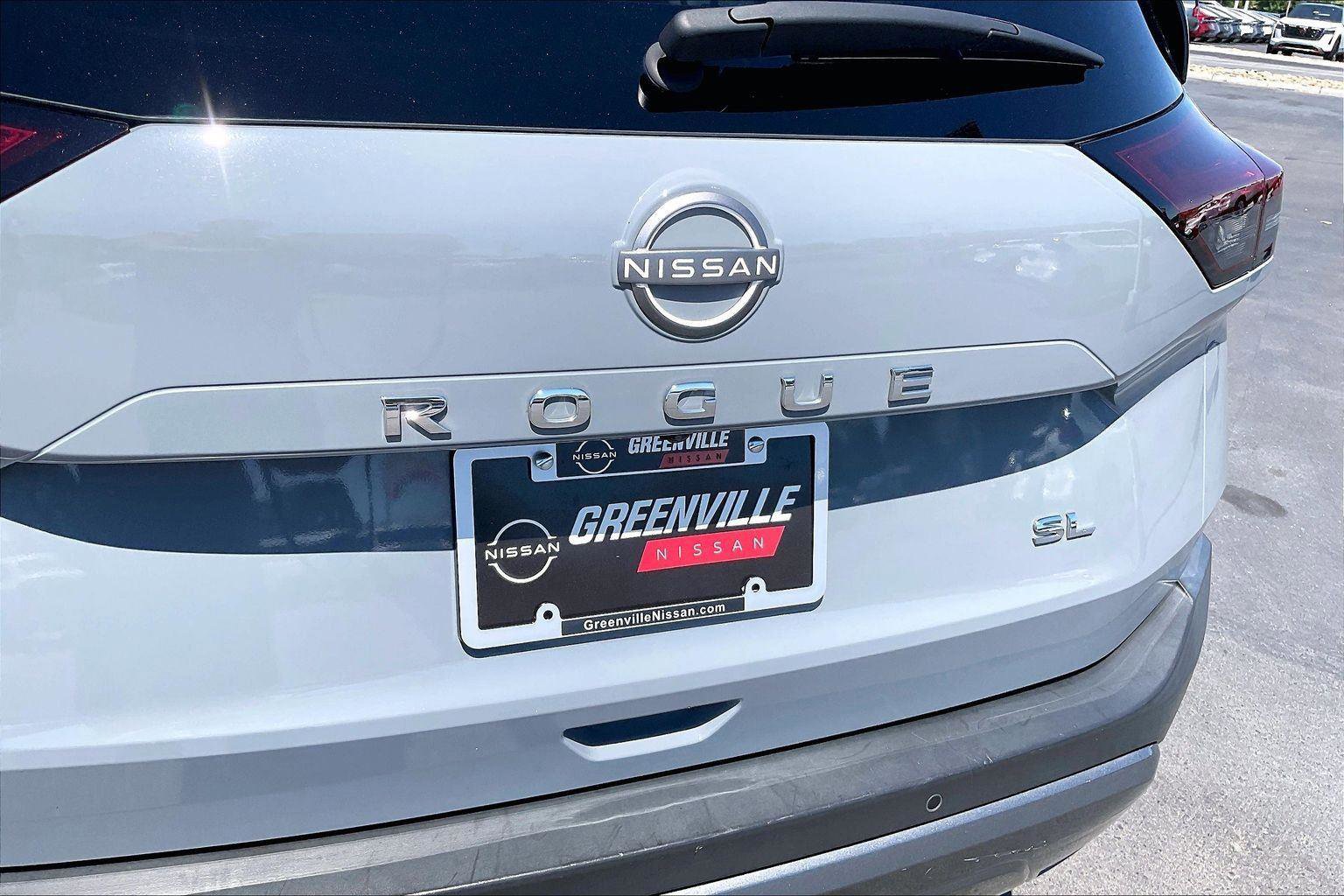 Certified 2023 Nissan Rogue SL w/ SL Premium Package FWD image 9